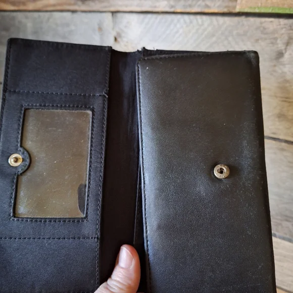 Wallet - Picture 3 of 6